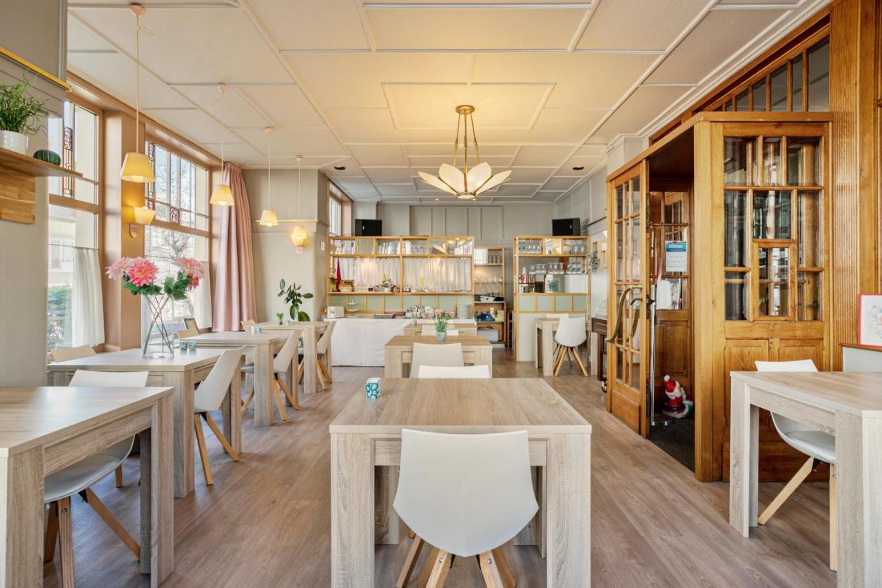 Hotel Georges Wenduine Bagian luar foto