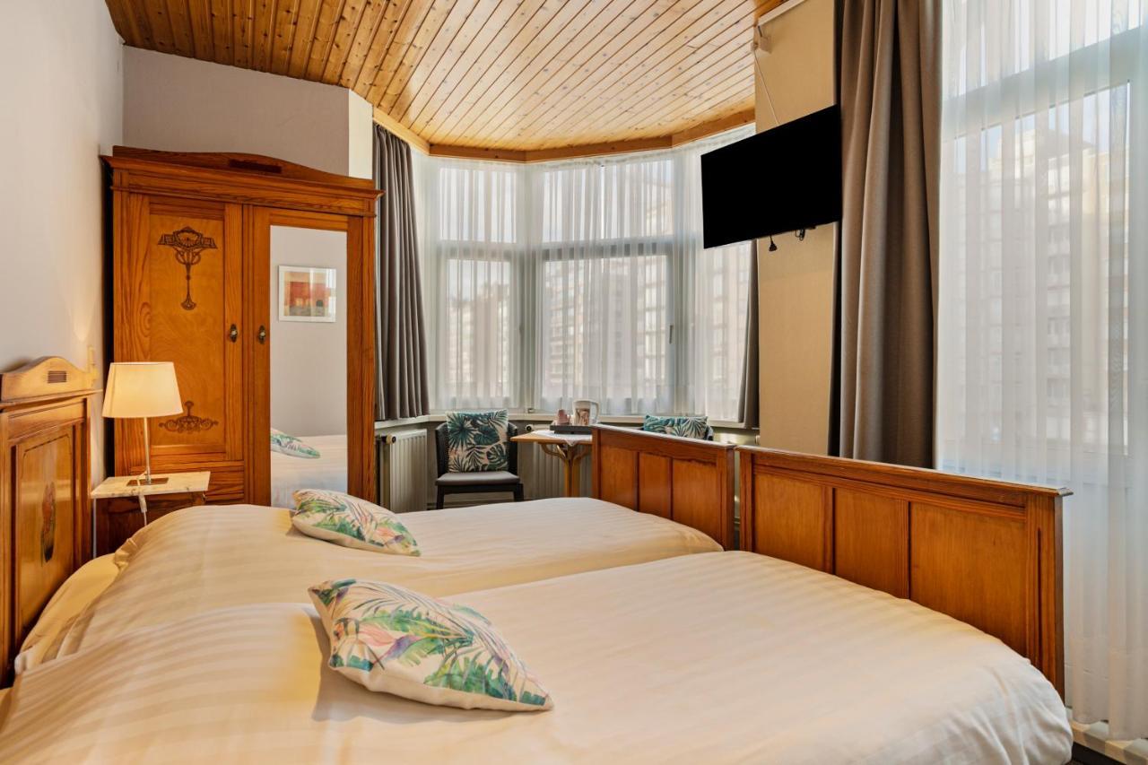 Hotel Georges Wenduine Bagian luar foto