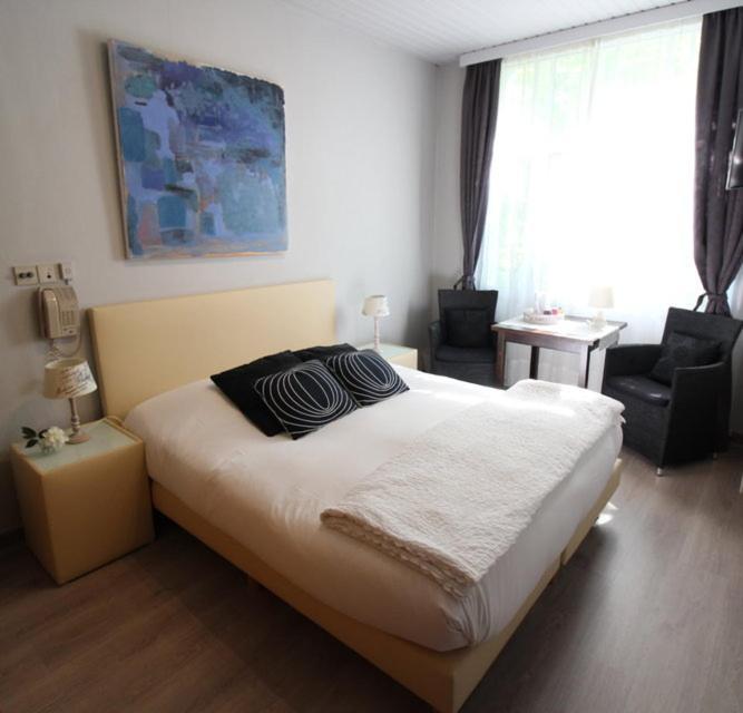 Hotel Georges Wenduine Bagian luar foto